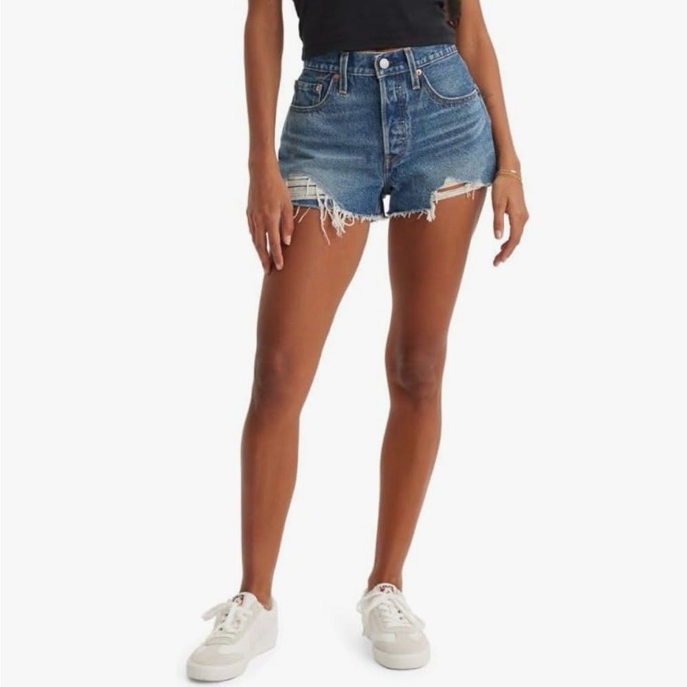 NWT Levi’s 501 cutoffs
